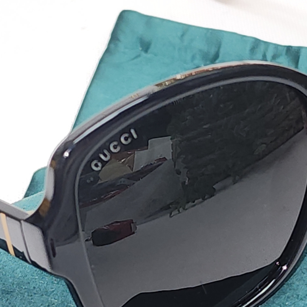 Authentic Gucci Sunglasses With Dust Bag And Hardcase - Picture 8 of 15
